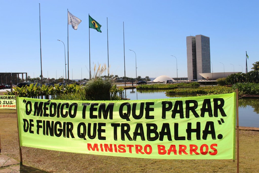 2017 Movimento Fora, Barros!