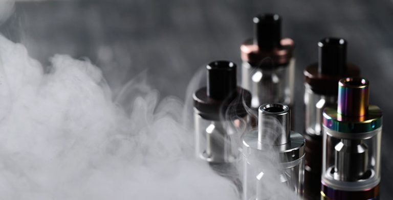 Cigarros eletrônicos, uma moda tóxica
