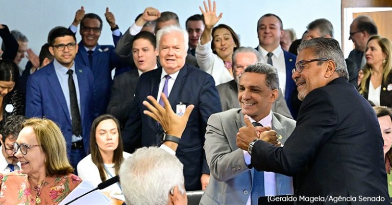 Senado mantém o CFM responsável pelo Profimed