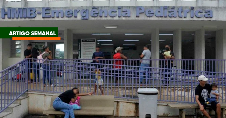 30 crianças na porta do hospital, 23 na fila da UTI e um contrato que não é cumprido